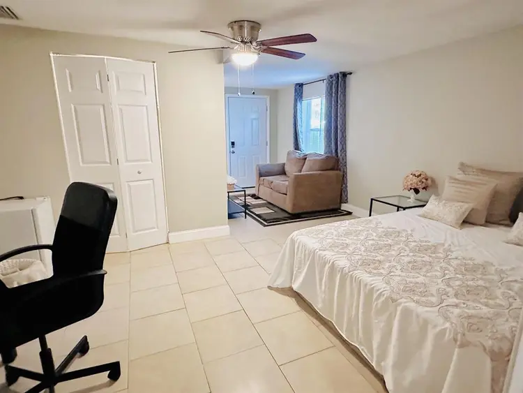 6 BR in Tampa