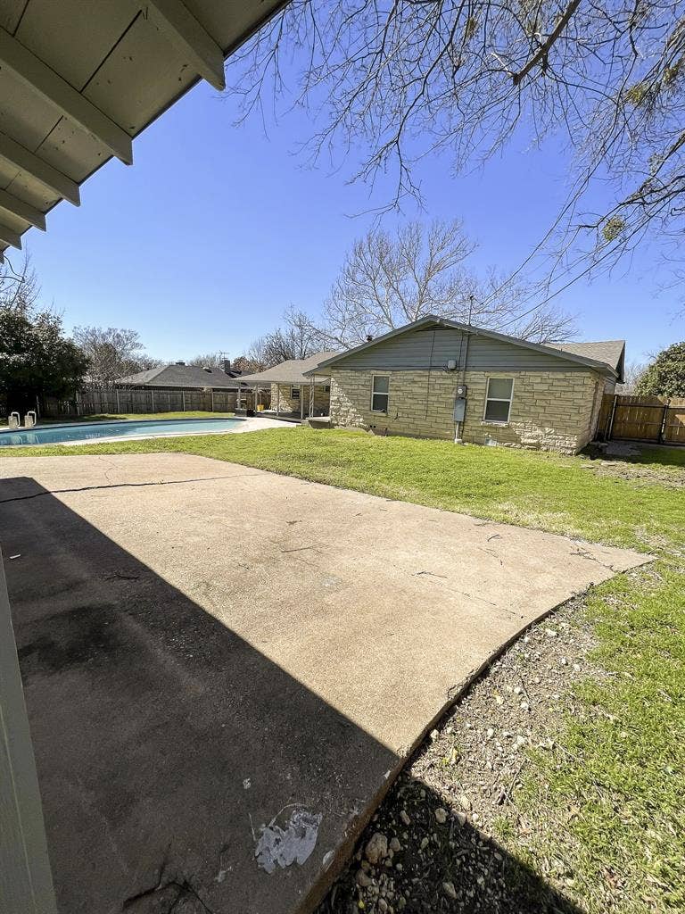 7 BR in Richland Hills