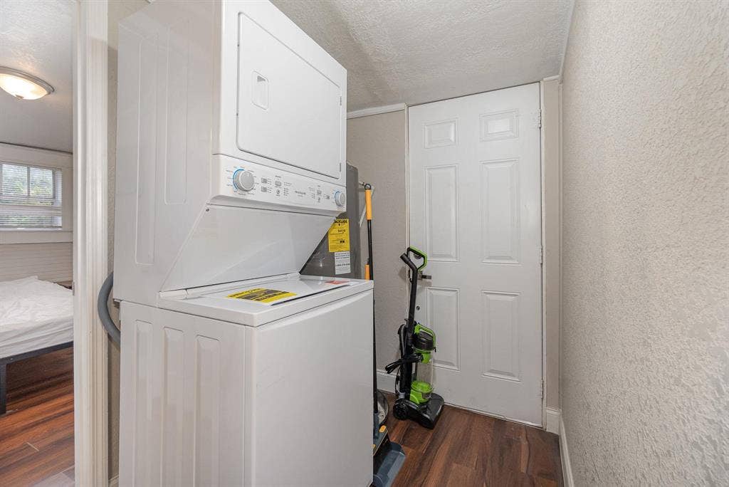 9 BR in Orlando