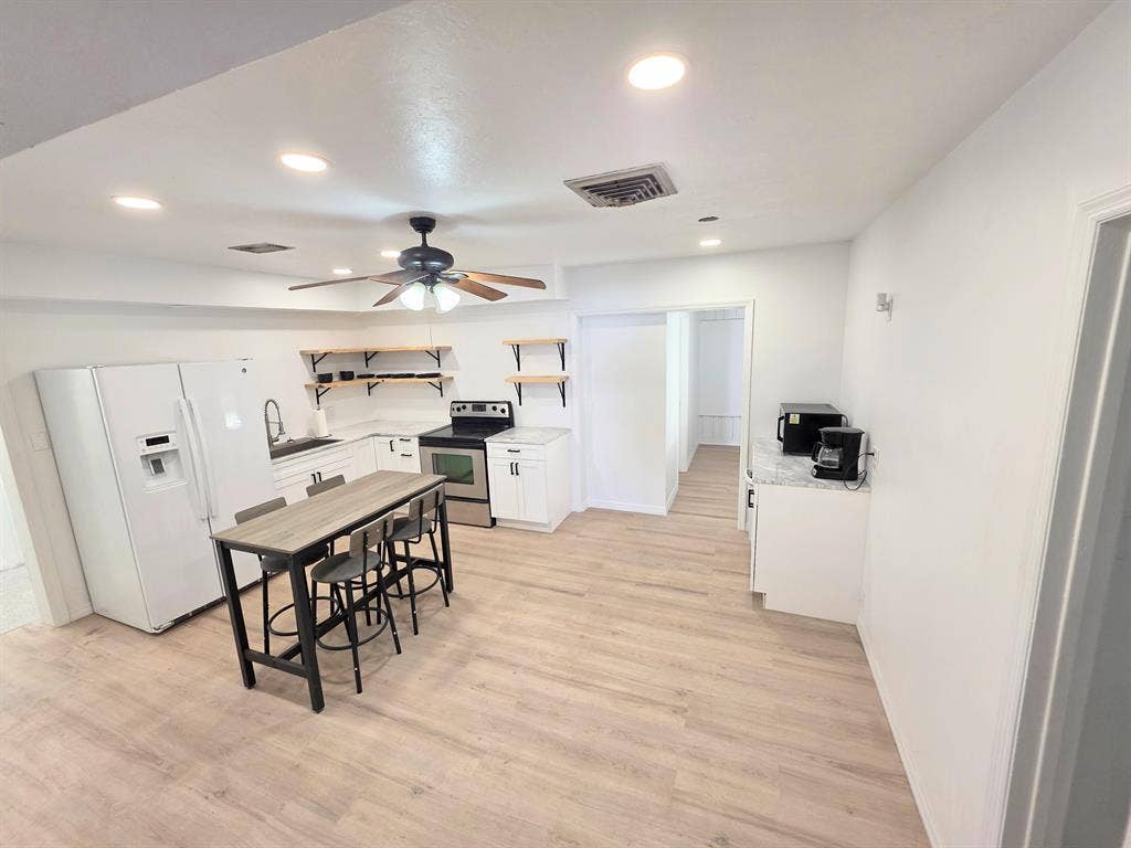 7 BR in Bradenton