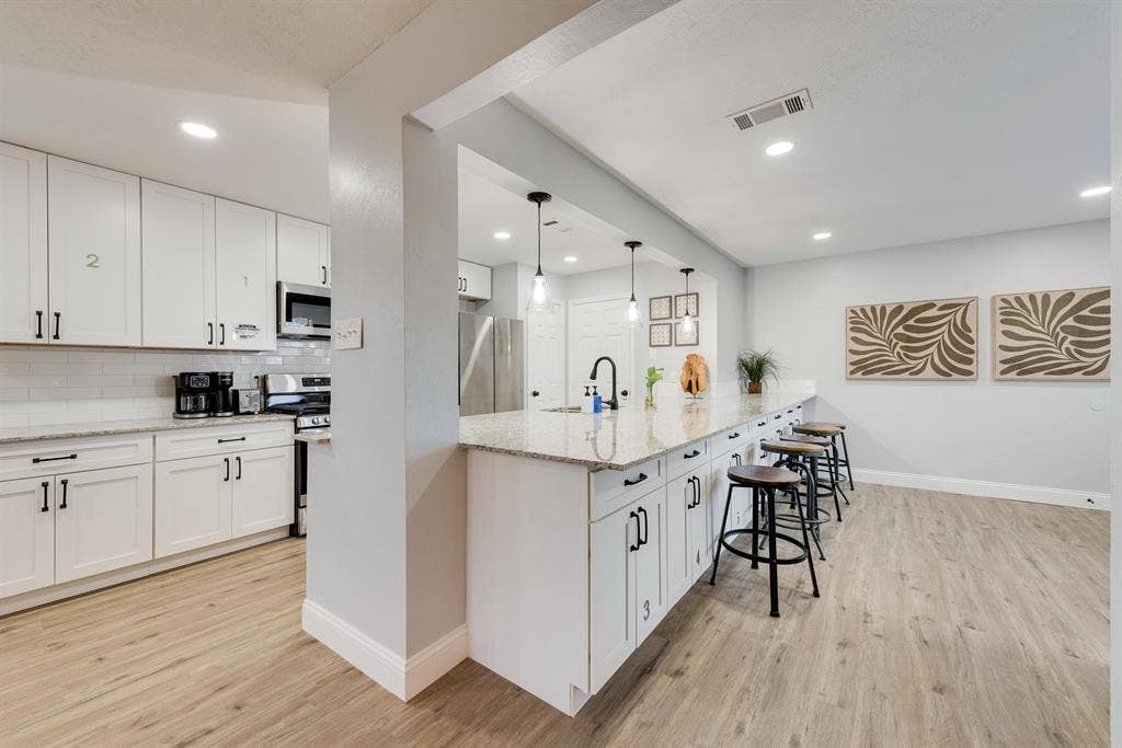 9 BR in Richardson