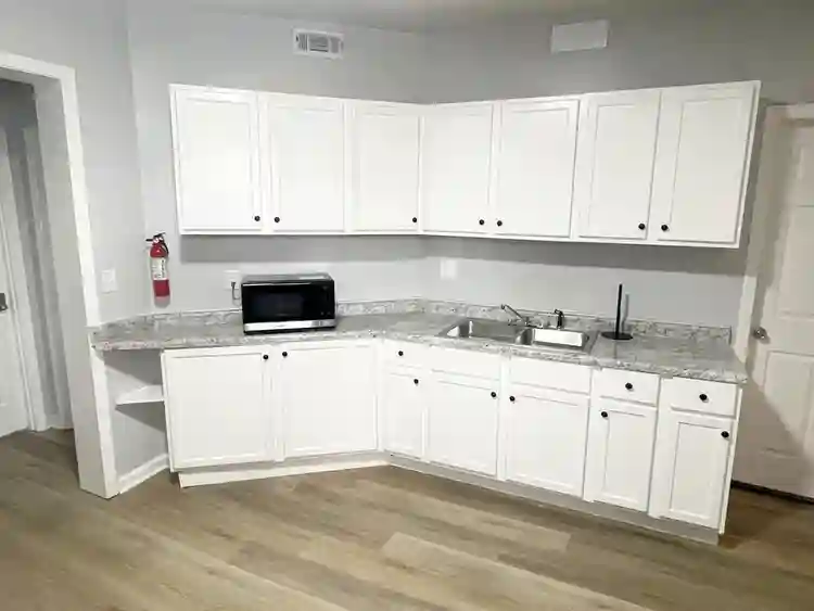 6 BR in Indianapolis