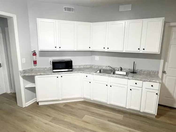 6 BR in Indianapolis