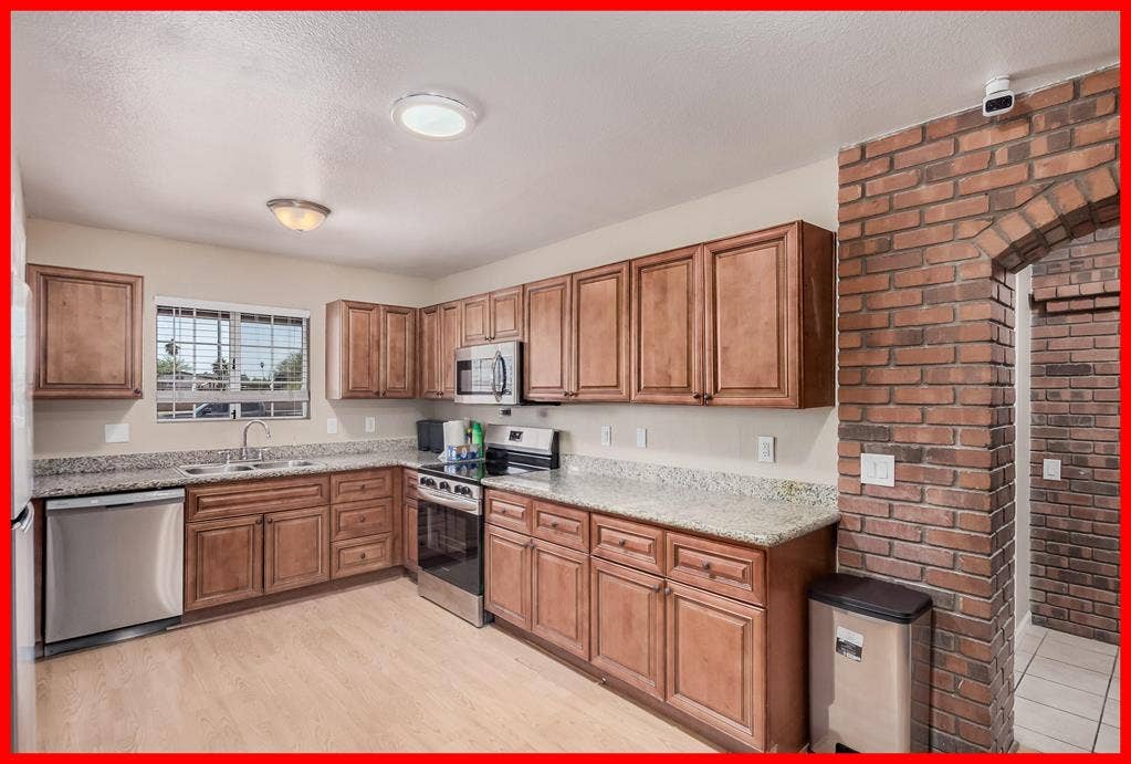 7 BR in Mesa