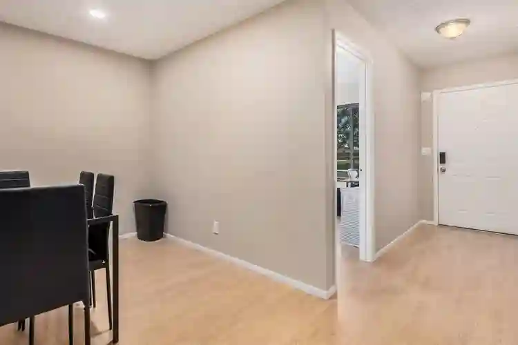 7 BR in Mesa