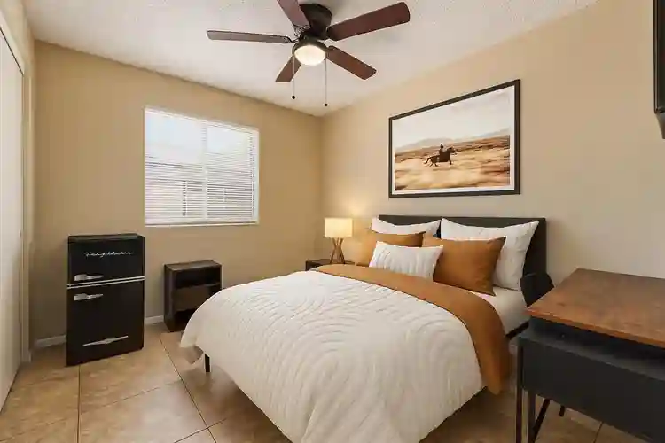 7 BR in Mesa