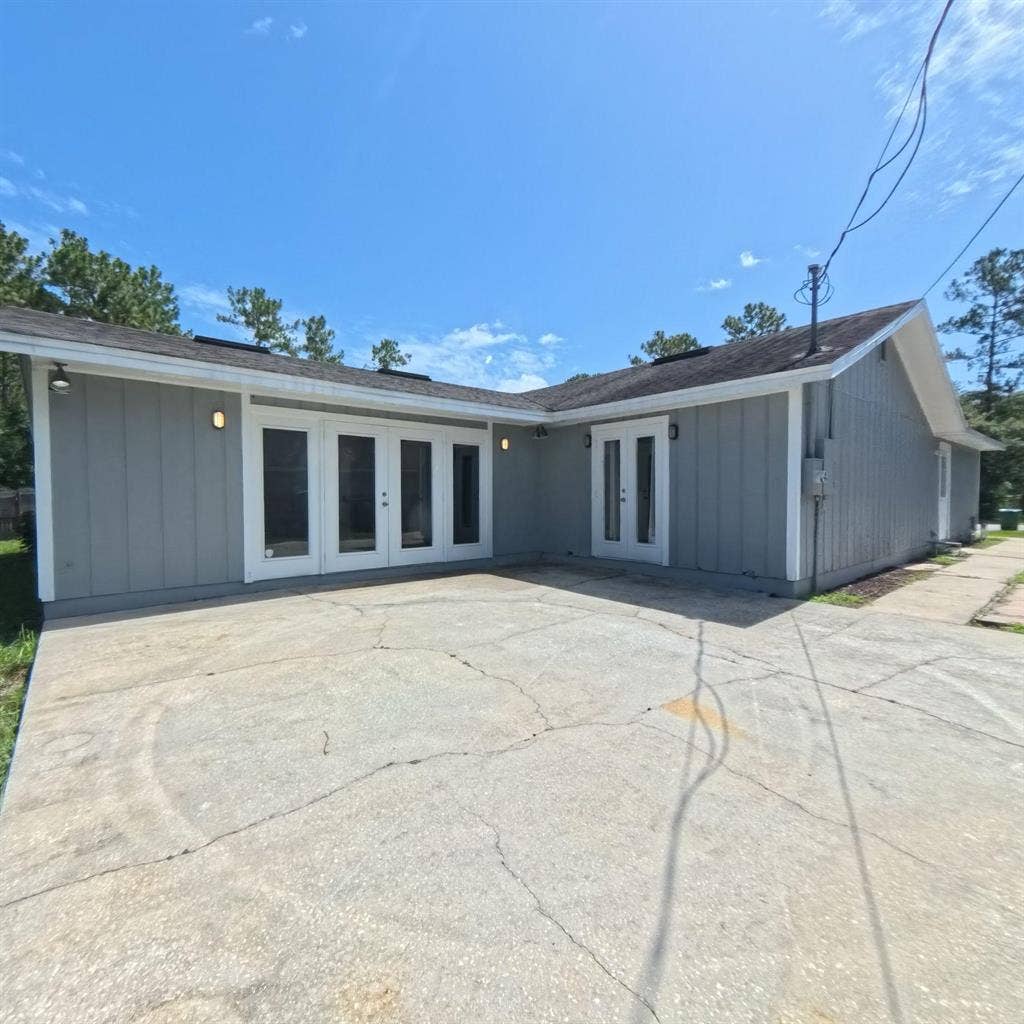 4 BR in Deltona