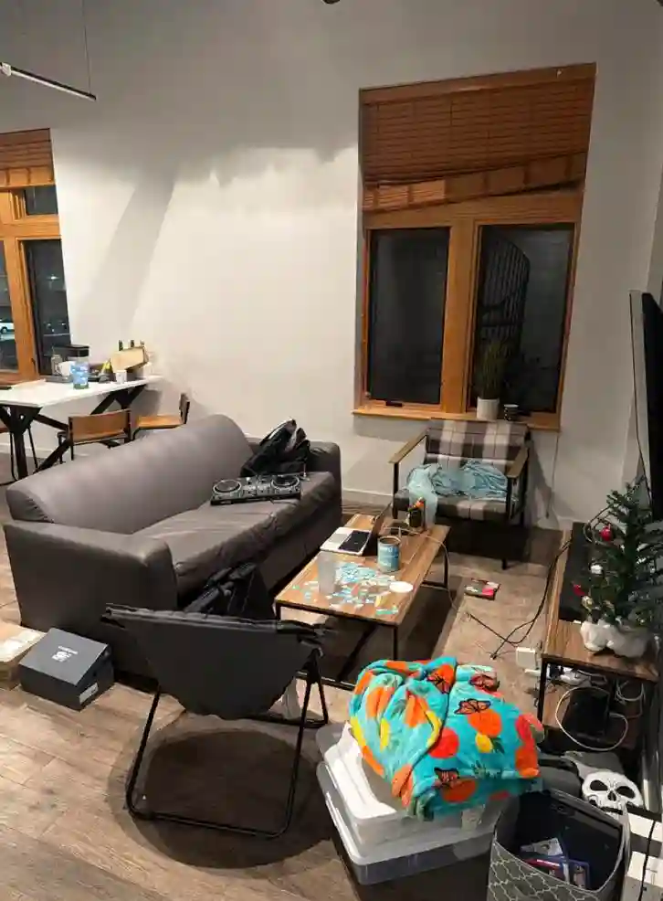 DISCOUNTED SUBLEASE AVAILABLE