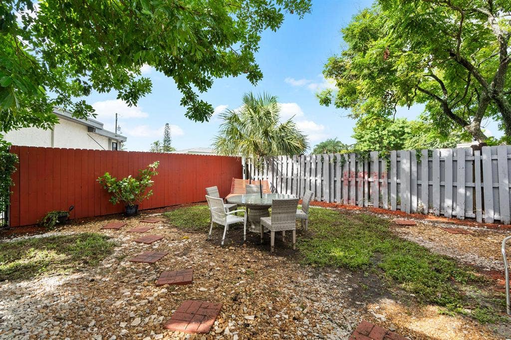 3 BR in Hallandale Beach