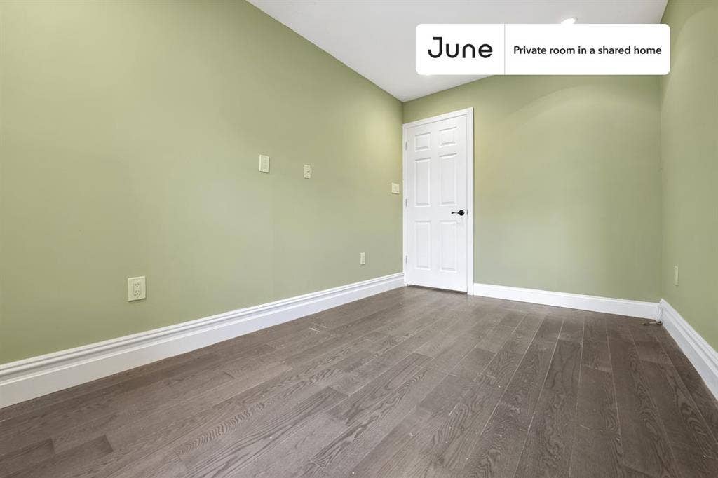 3 BR in New York City