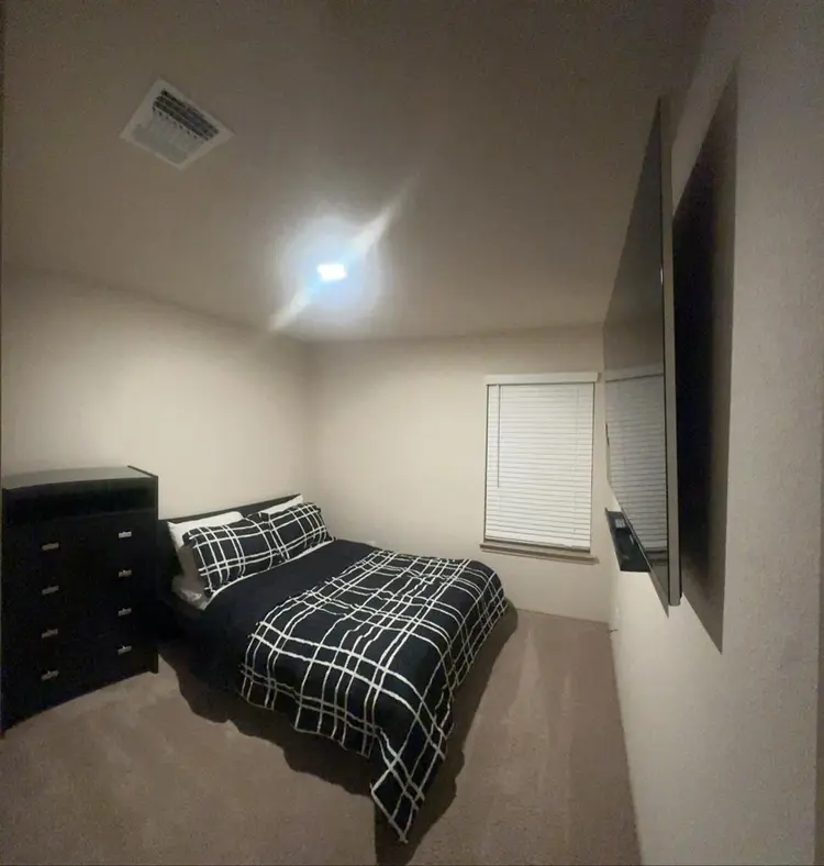 Furnished Room (Utilities Included)