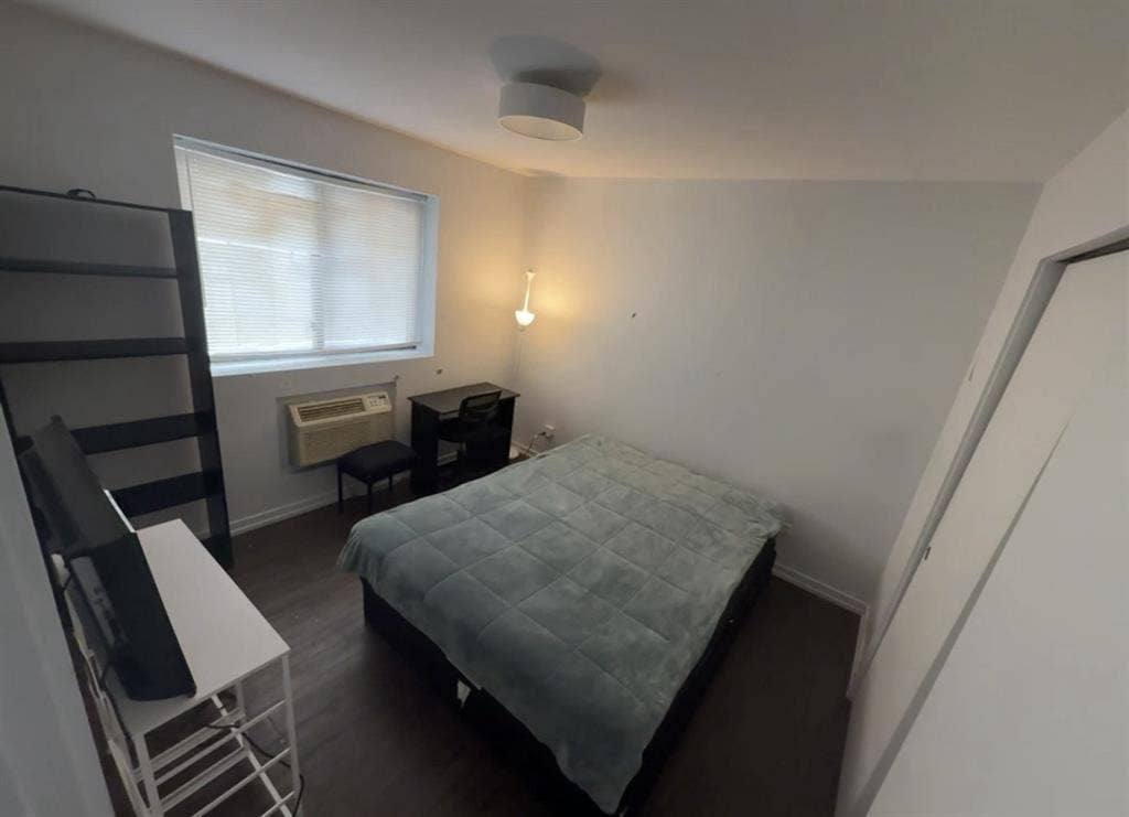 Private room
 for rent