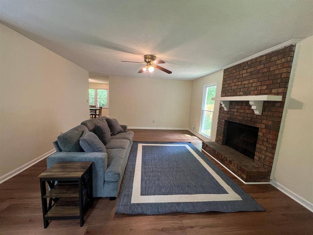 3 BR in Marietta