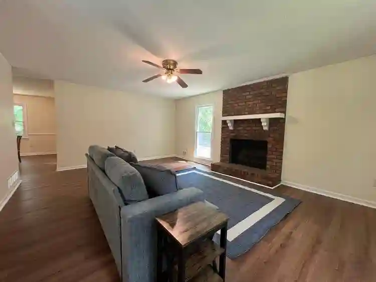 3 BR in Marietta