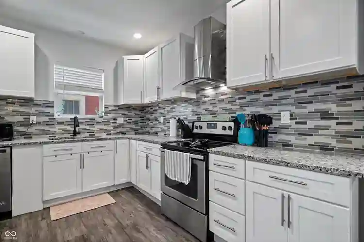 7mins away from Downtown