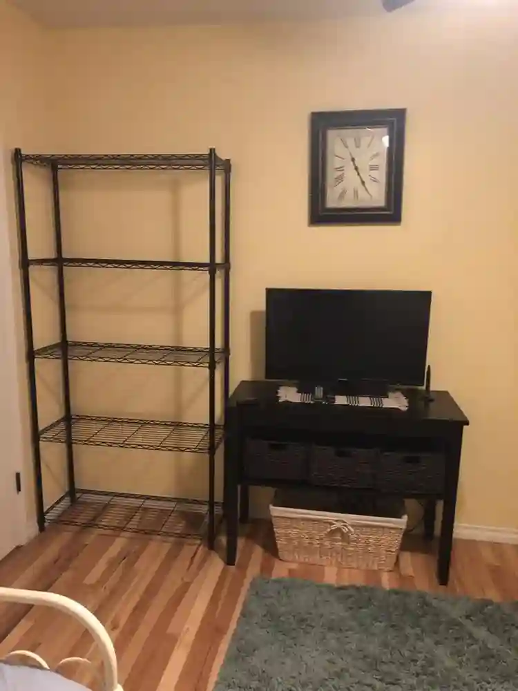 Quite and Cozy well Furnishedd