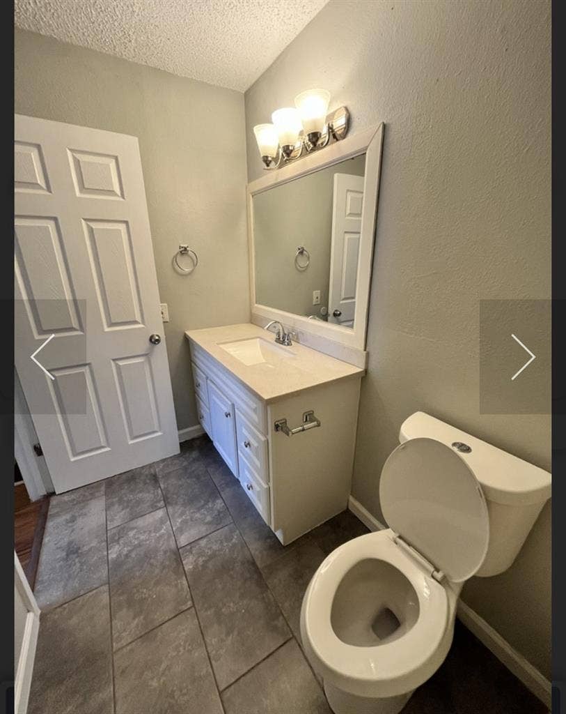 Looking for male roommate late Jan