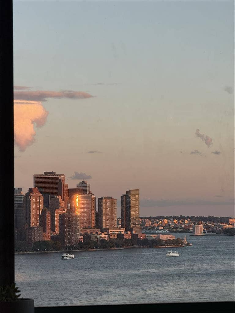 Large b in Newport 6 Months