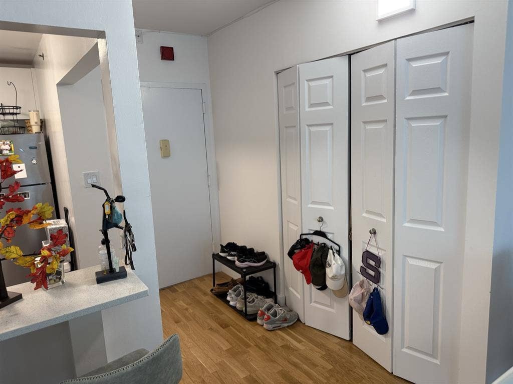 Large b in Newport 6 Months