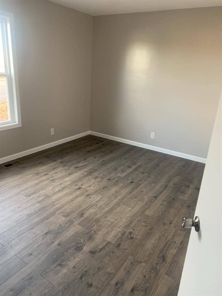 Room for rent shelbyville TN $