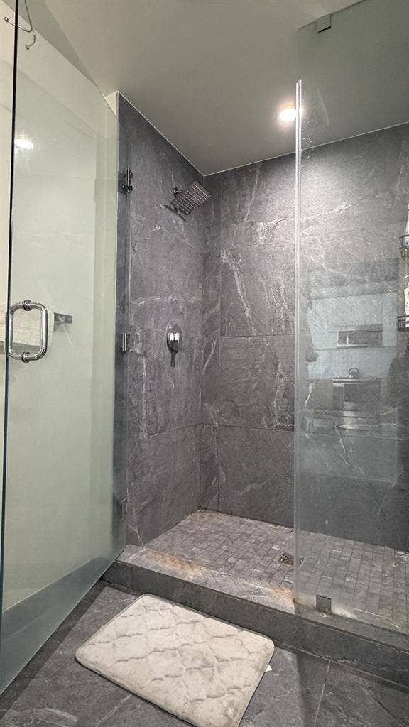 Fully furnished 1BR apartament