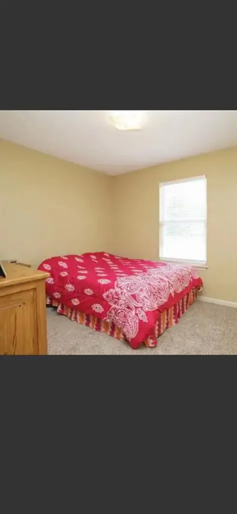 Extra Bedroom and Private Bathroom