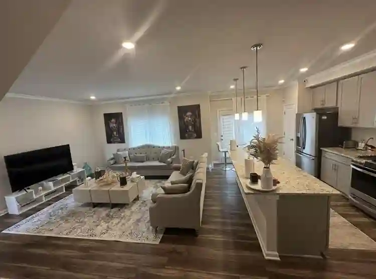 Master bedroom W private bathroom