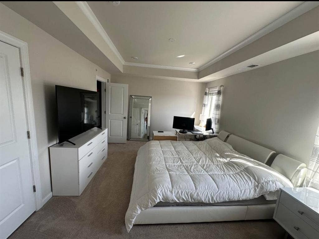 Master bedroom W private bathroom