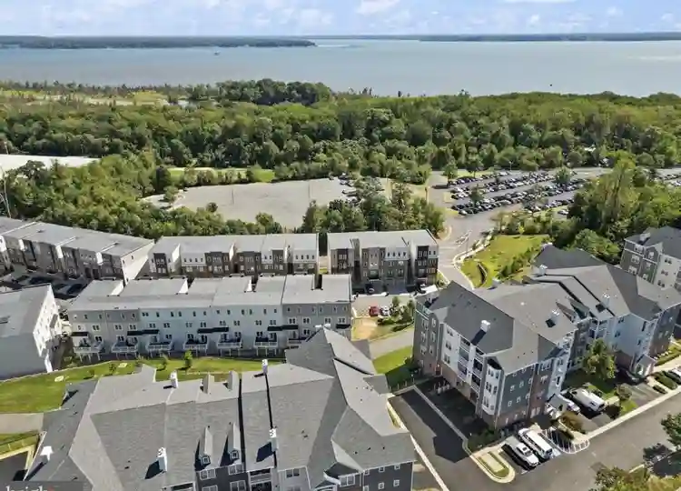 Master bedroom W private bathroom