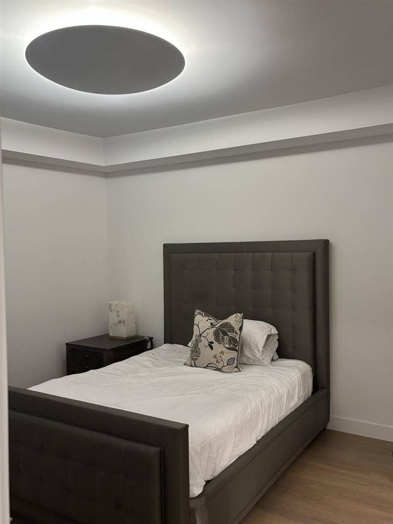 Large Private Room For Rent