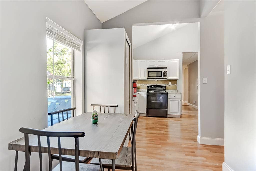 7 BR in Jacksonville