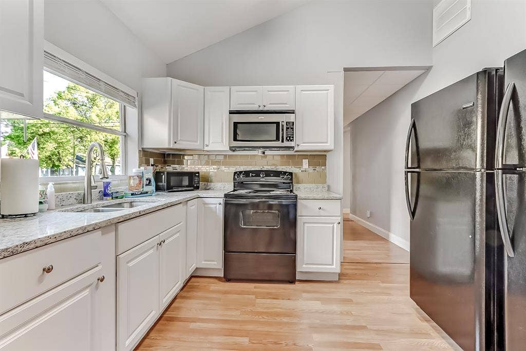 7 BR in Jacksonville