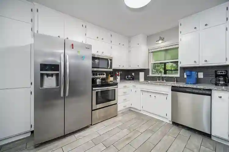 6 BR in Jacksonville