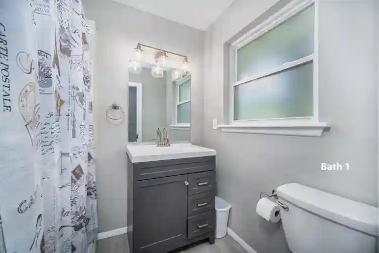 6 BR in Jacksonville