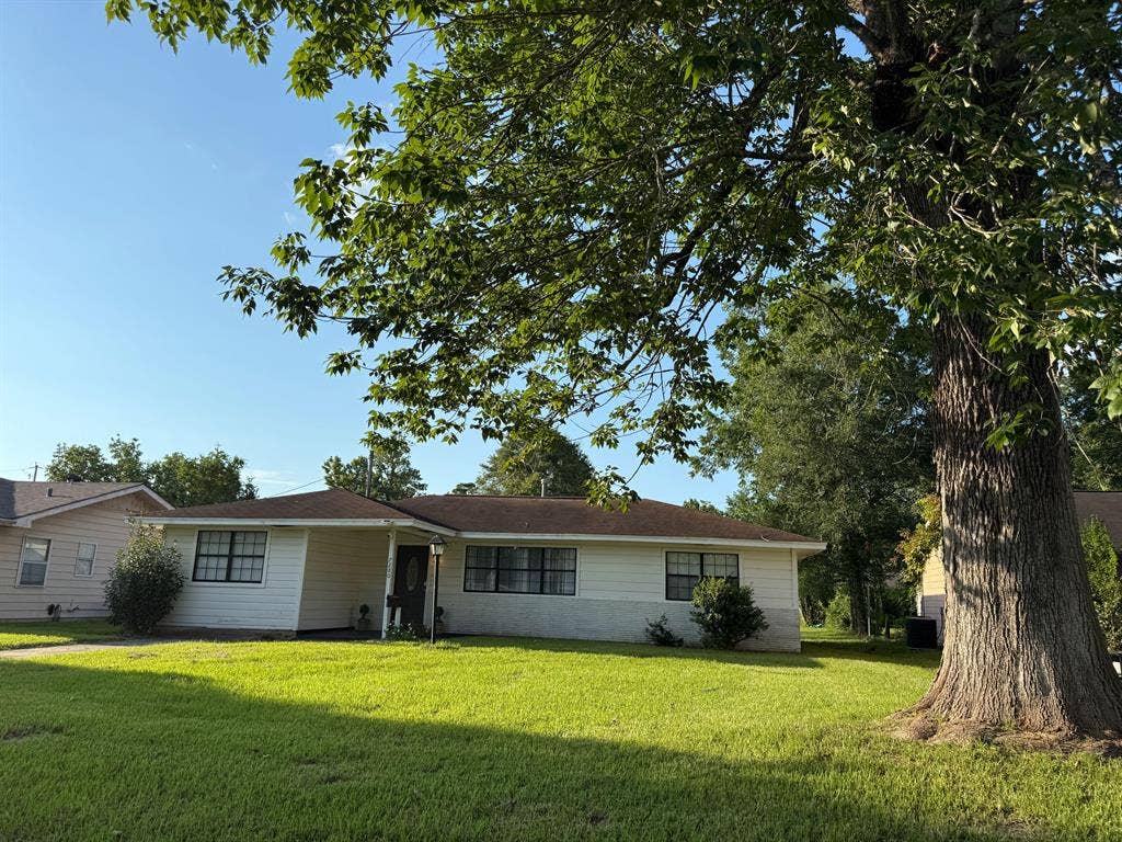 2 BR in Beaumont