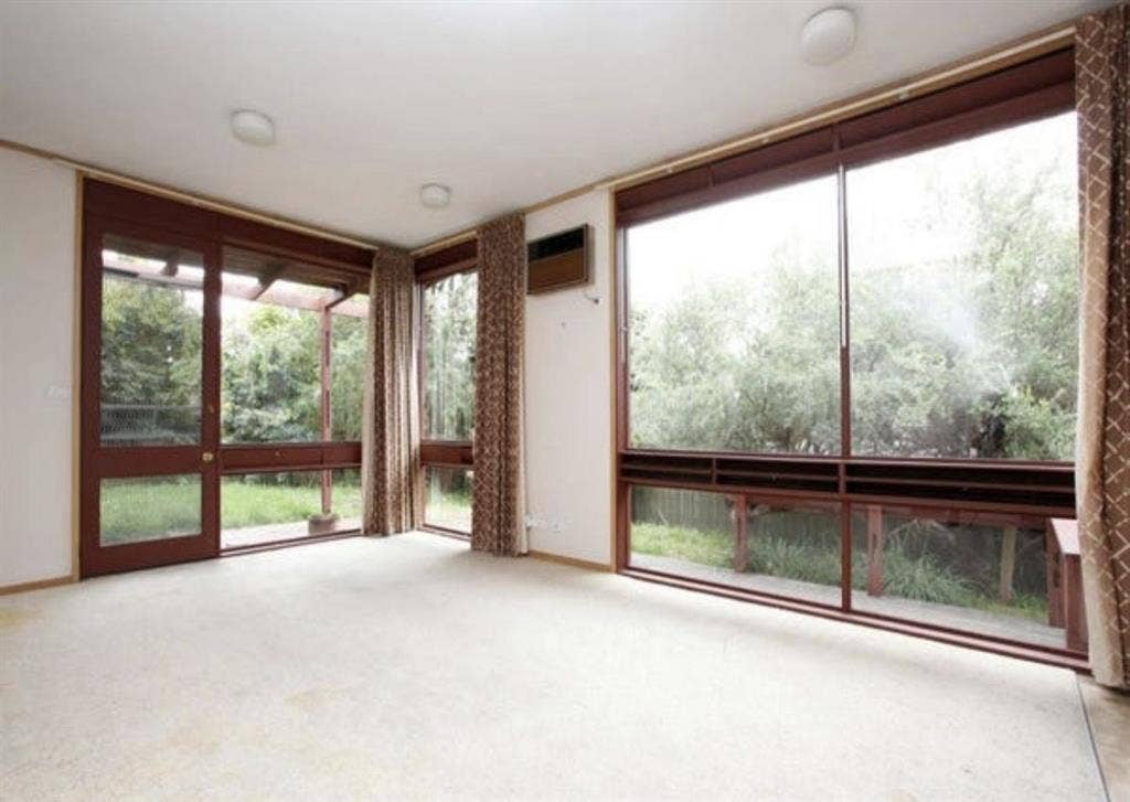 Looking for a female housemate