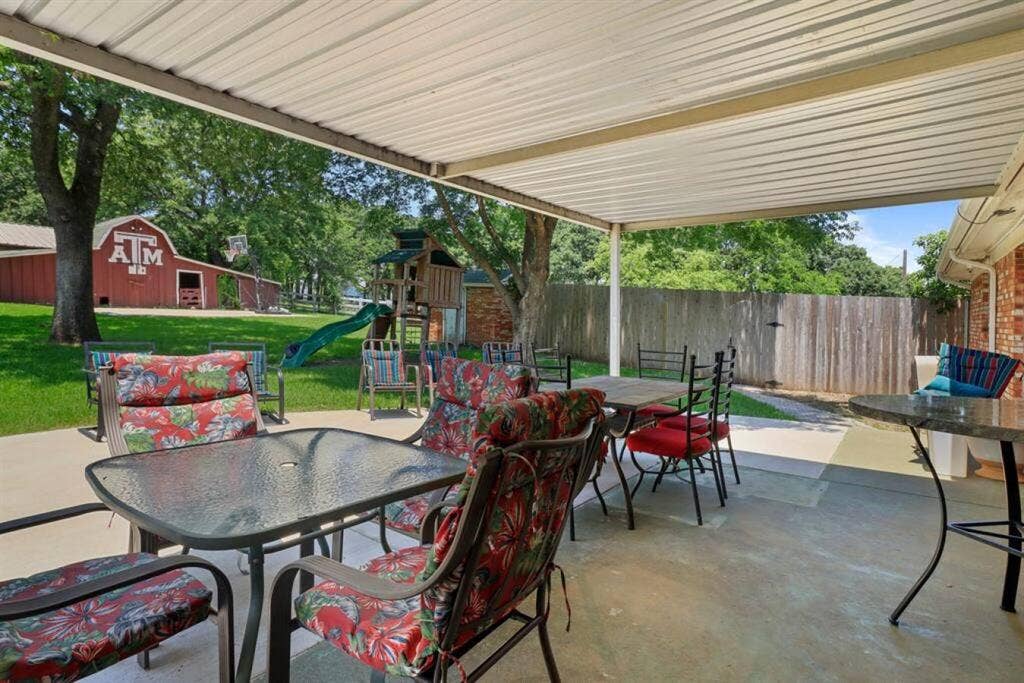4 BR in Fort Worth