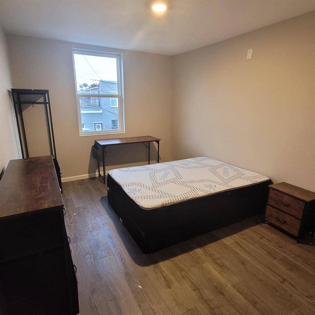 4 BR in Baltimore