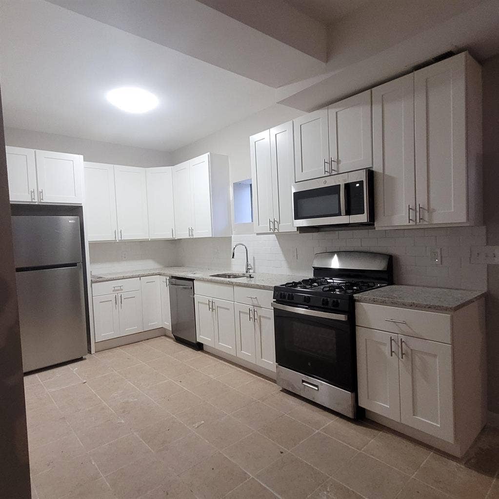 4 BR in Baltimore