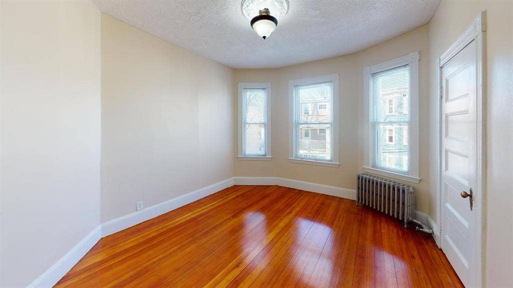 1 BR in Boston