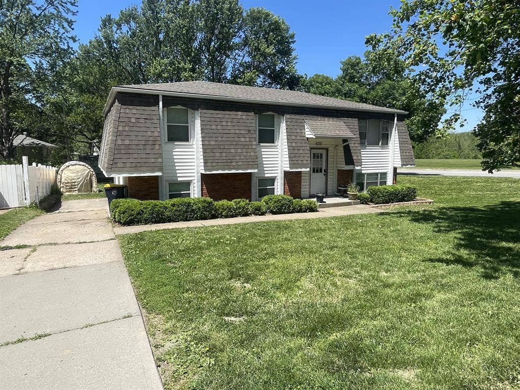 6 BR in Kansas City