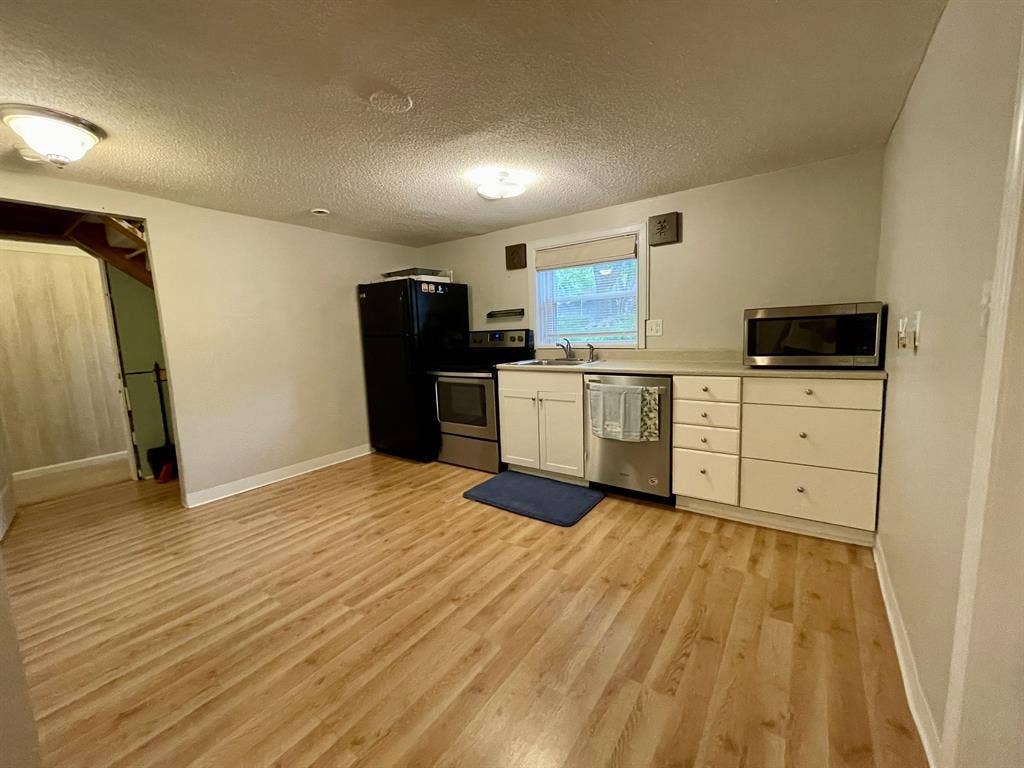 6 BR in Kansas City