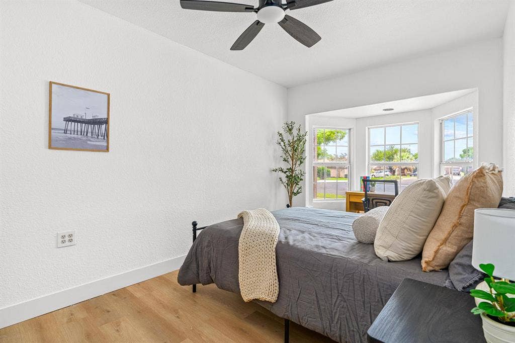 7 BR in Live Oak