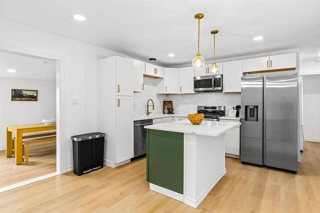 7 BR in Live Oak