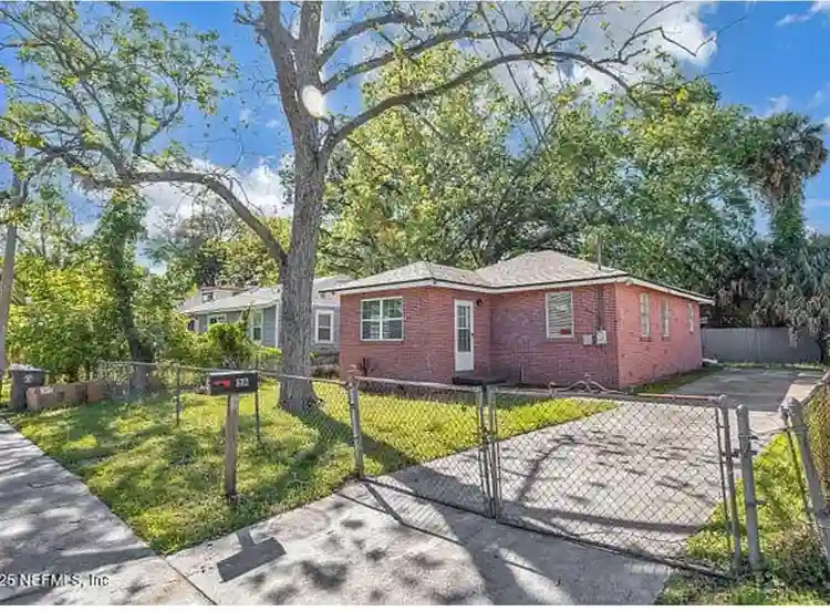 4 BR in Jacksonville