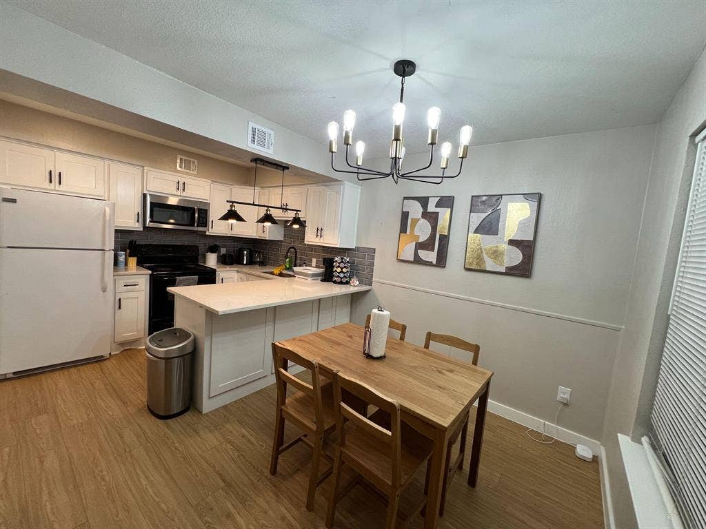 3 BR in Irving