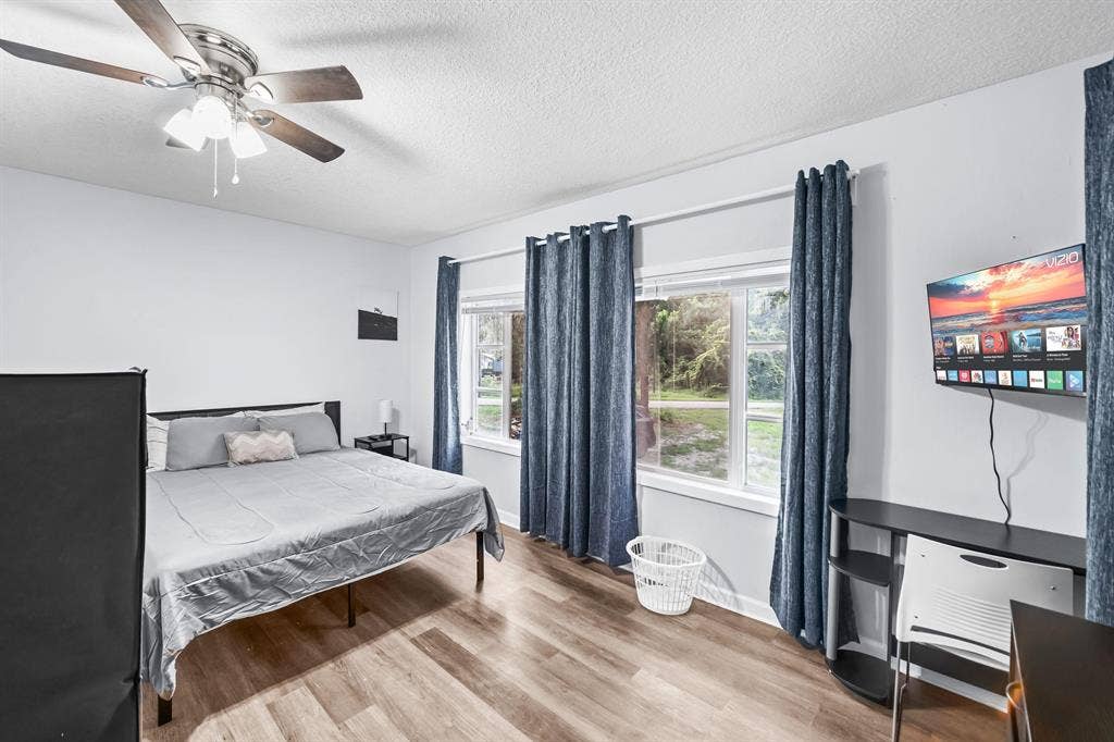 5 BR in Jacksonville