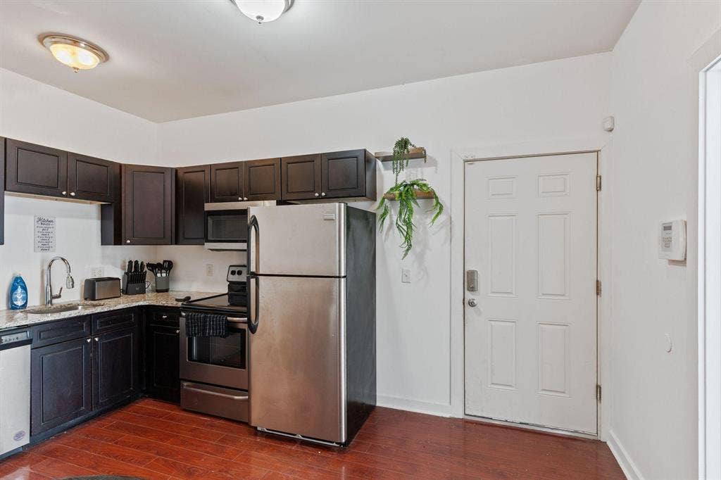 4 BR in Philadelphia