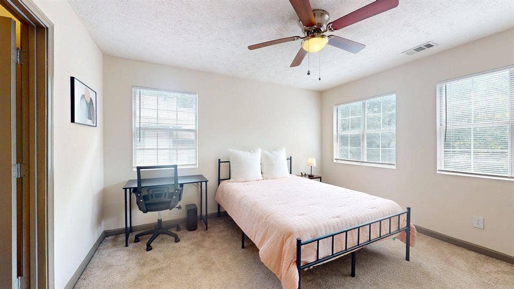 4 BR in Atlanta