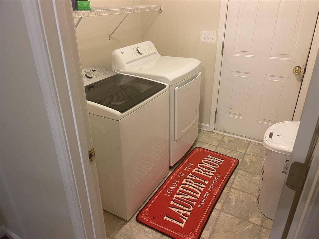 1 BR in Powder Springs
